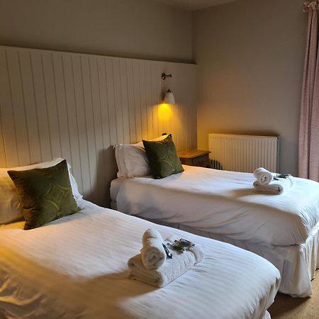 Priory Inn Tetbury Esterno foto