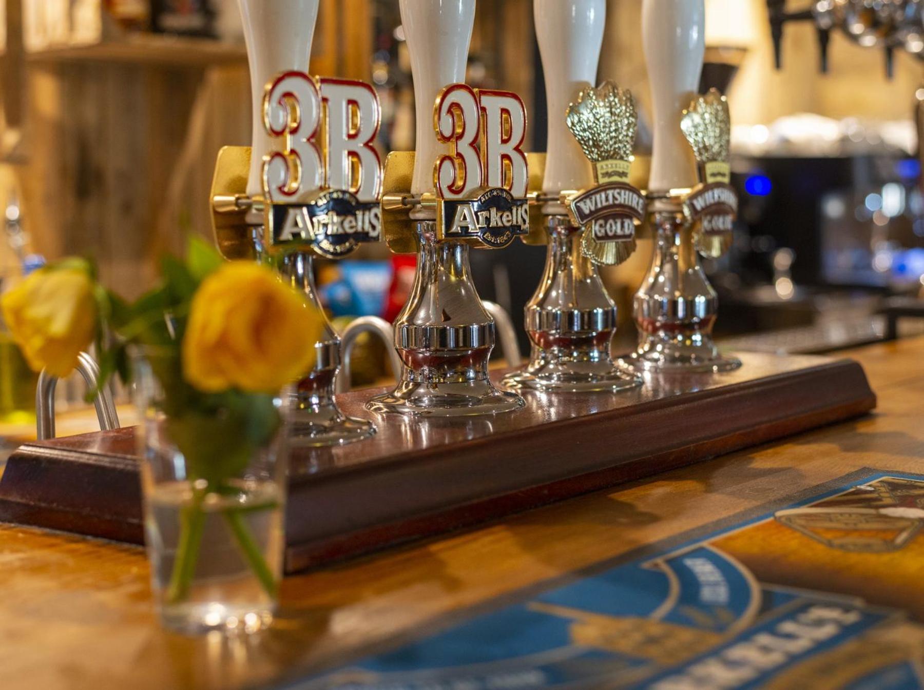 Priory Inn Tetbury Esterno foto