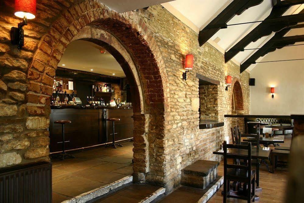Priory Inn Tetbury Esterno foto